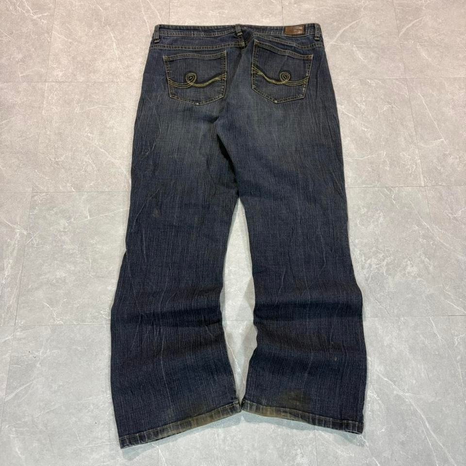 Lee Navy Blue Mid Rise Bootcut Jeans With A Relaxed Fit Denim Bootcut